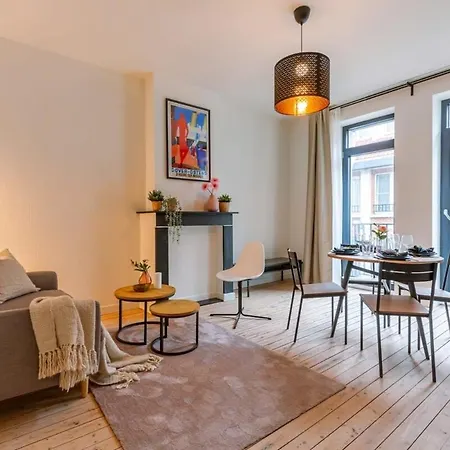 Daire Huswell - Spacious And Warmly Furnished *